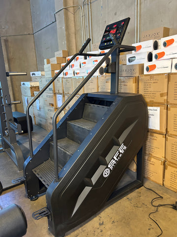 SFE Stepmill Pro (Stairmaster) w/ Revolving Steps and Performance Monitor (NEW)